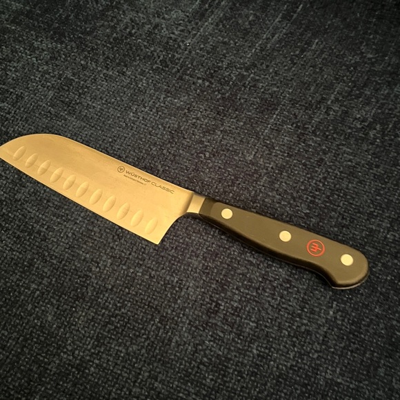 Wüsthof Classic Santoku Knife - Picture 2 of 9